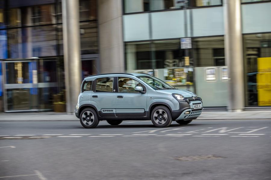  Fiat Panda Hybrid Launch Edition (319) 2020 года  (UK) (фото 18 из 40)